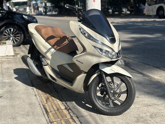 HONDA PCX DLX HONDA PCX DLX